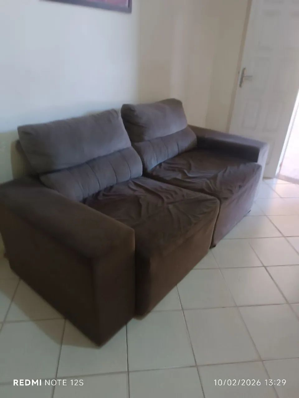 Sofá retrátil super confortável 450,00