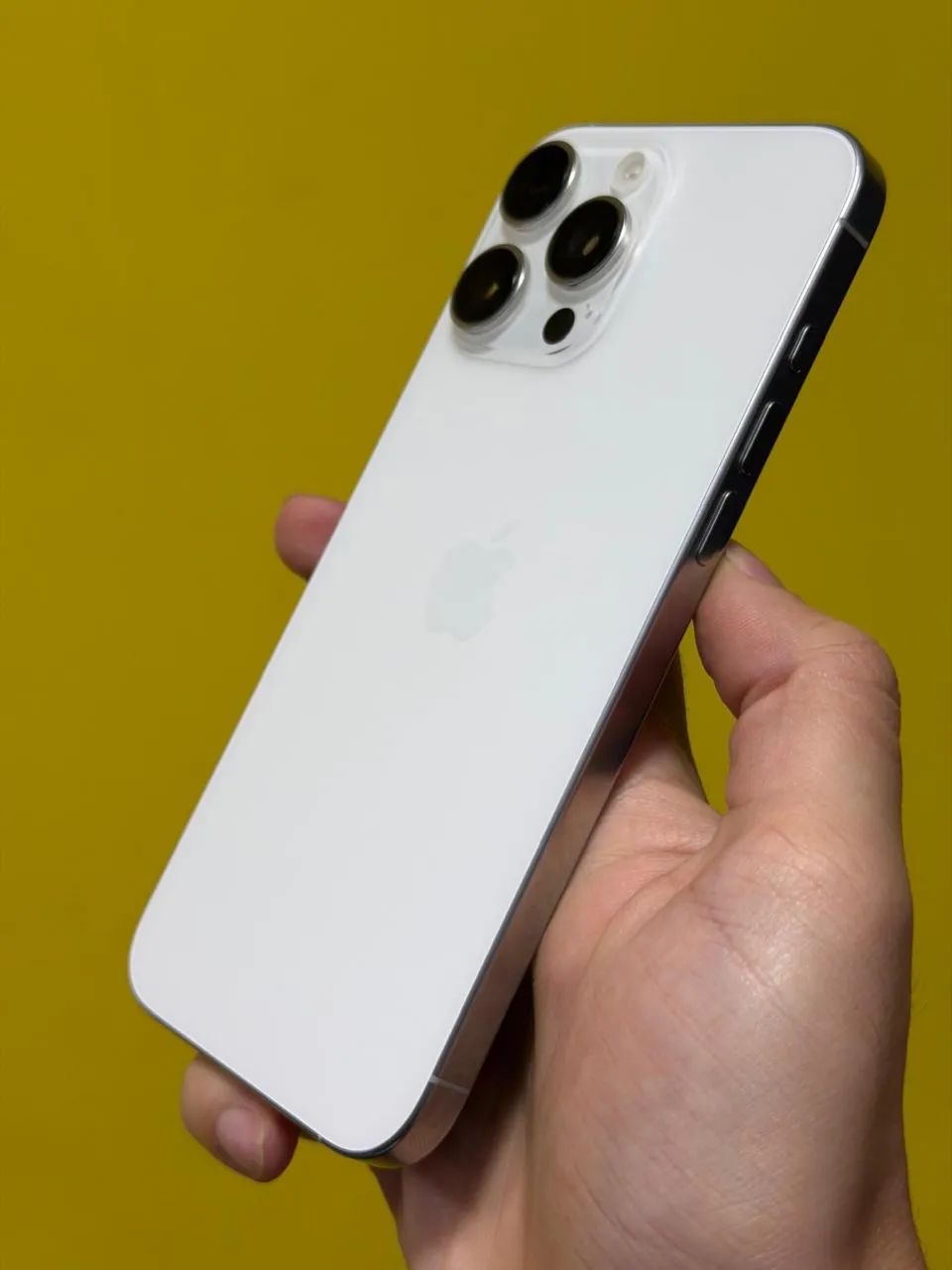 iPhone 16 Pro Max - Foto 2