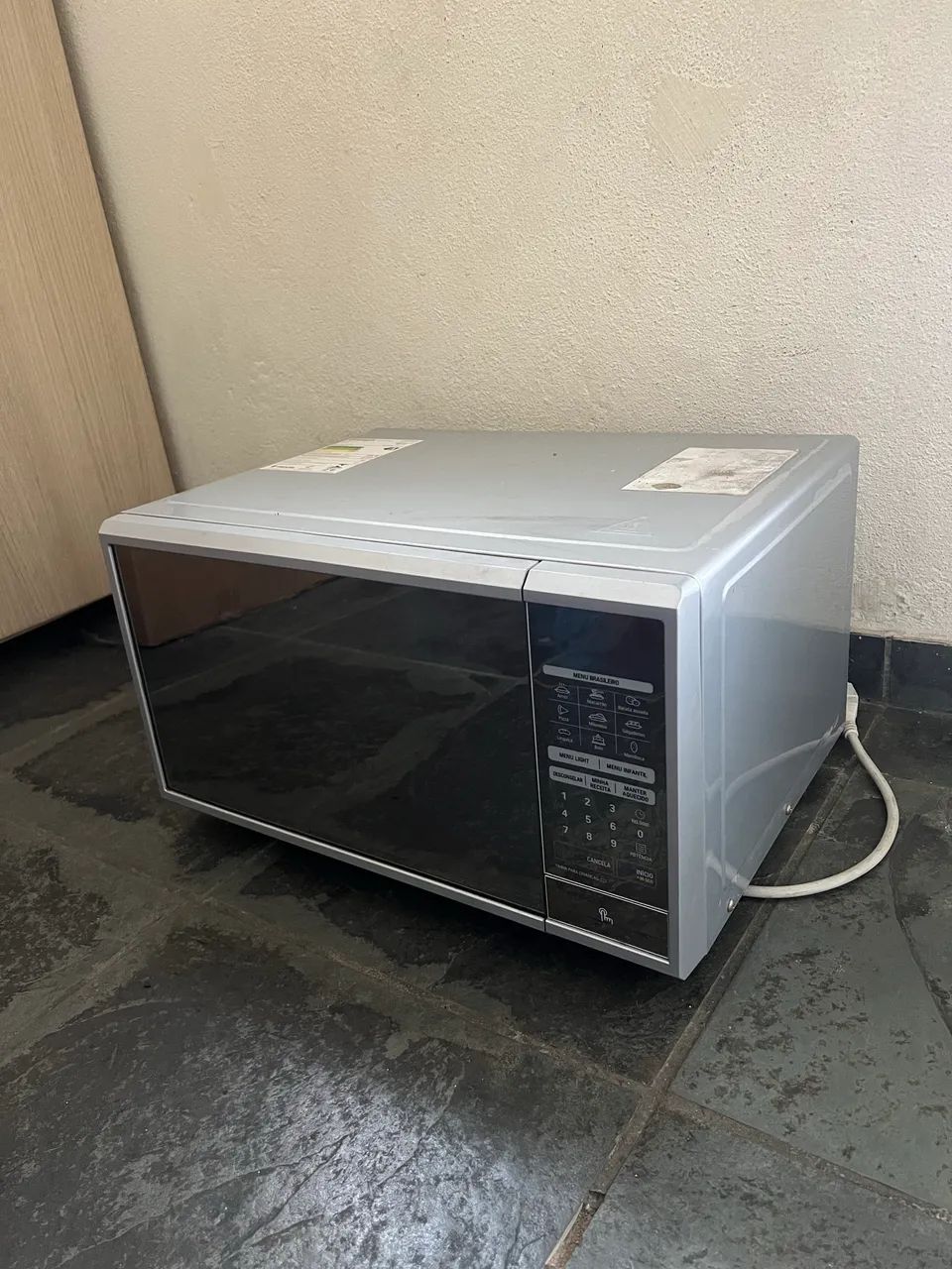 Microondas 30 litros LG - Foto 2
