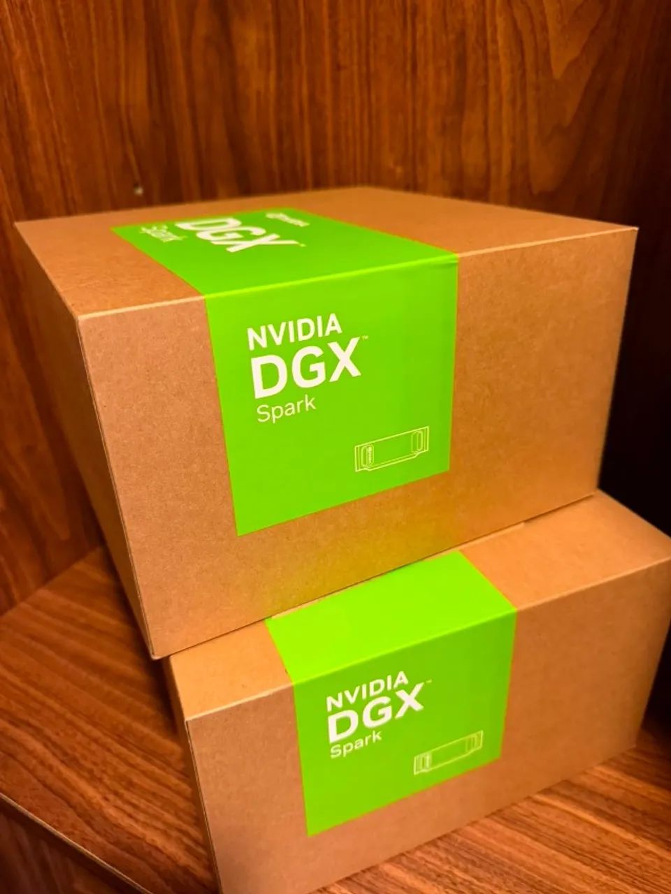 NVIDIA DGX  Spark 4 TB - Foto 2