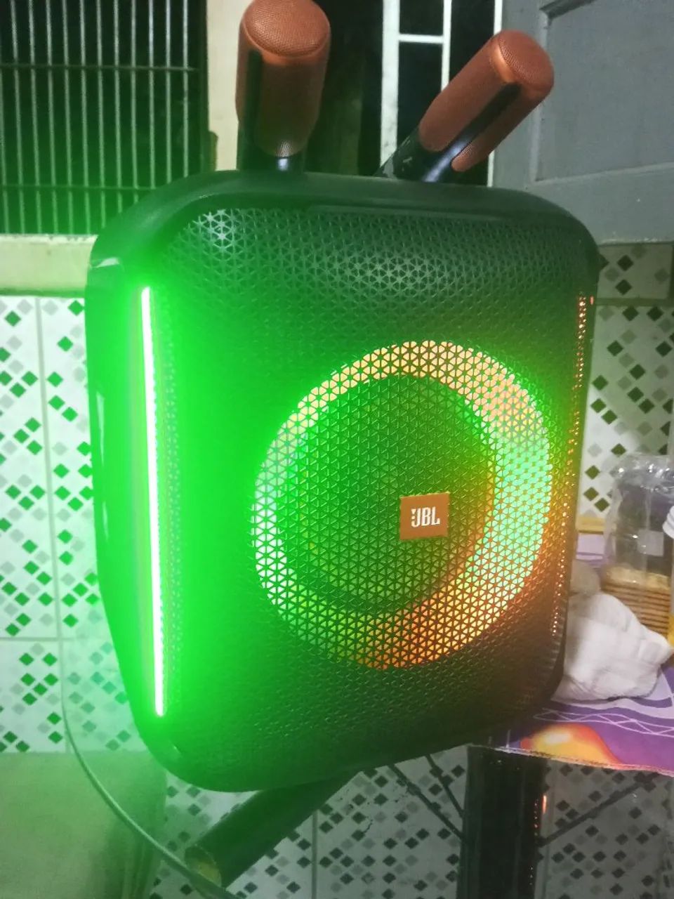 Caixa JBL original Pathbox core 2microfone  - Foto 3