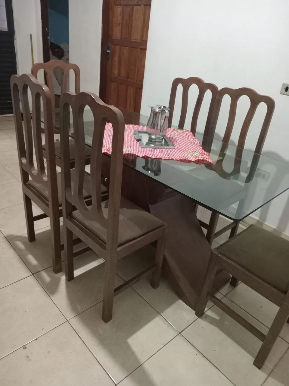 Mesa com 4 cadeiras  - Foto 3