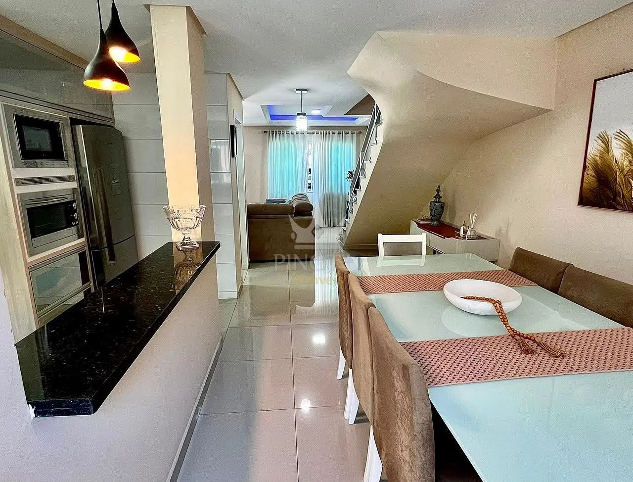 Casa tipo sobrado Moderno com 3 Dormitórios, Suíte Master com Closet e Churrasqueira - Foto 3