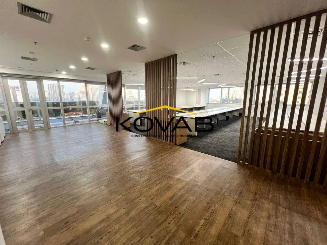 Venda de conjunto comercial 392m² - Jardim Europa - SEMI MOBILIADO