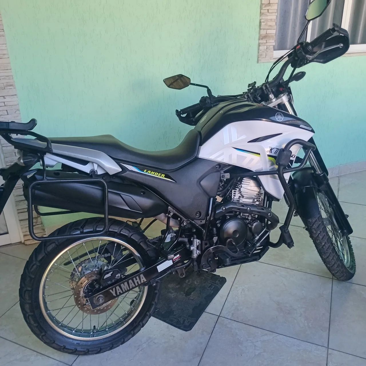 Lander 250  - Foto 3