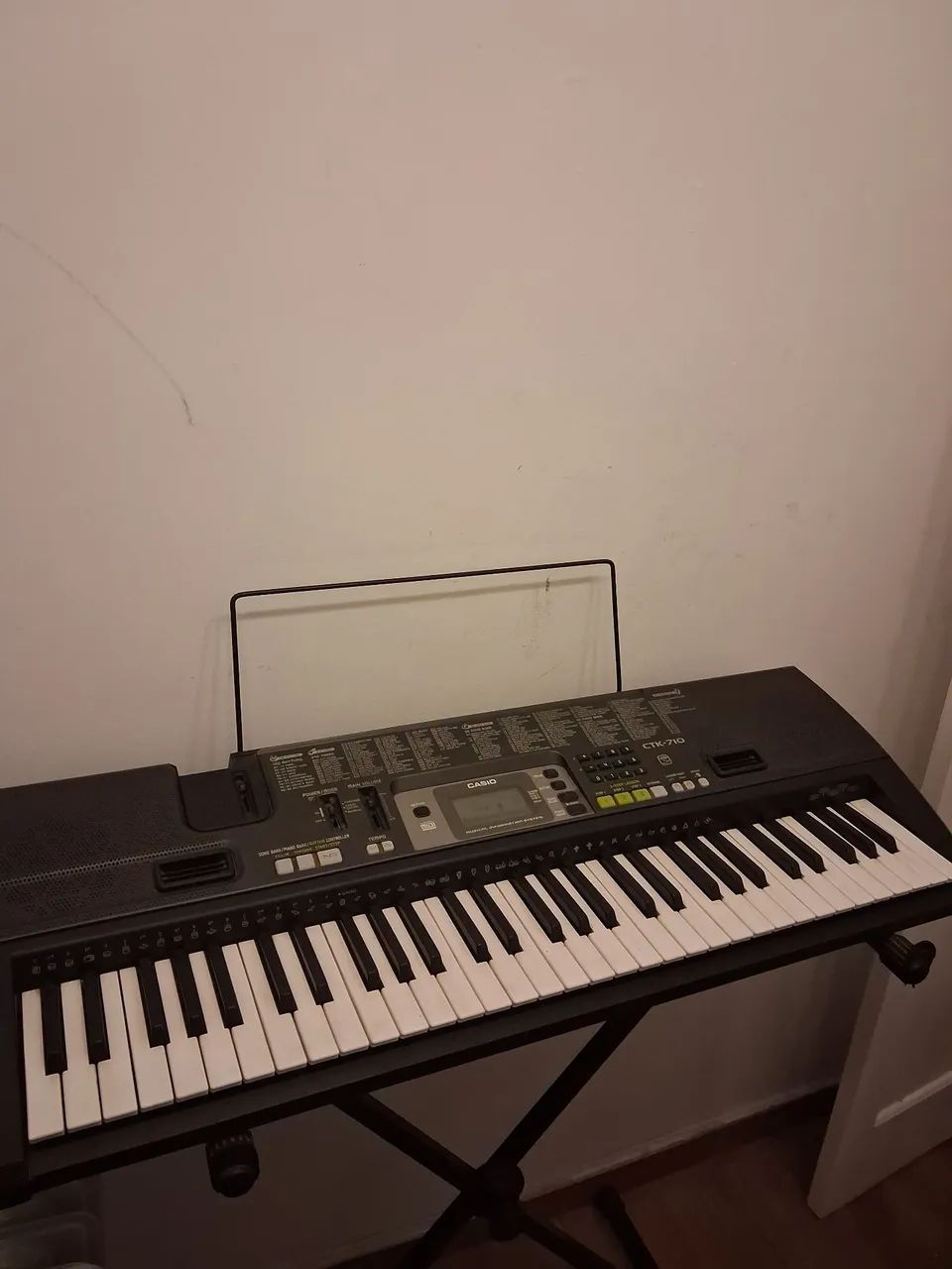Teclado casio CTK-710