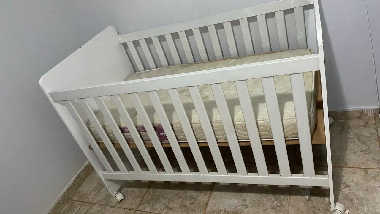 Berço americano com colchão  - Foto 3