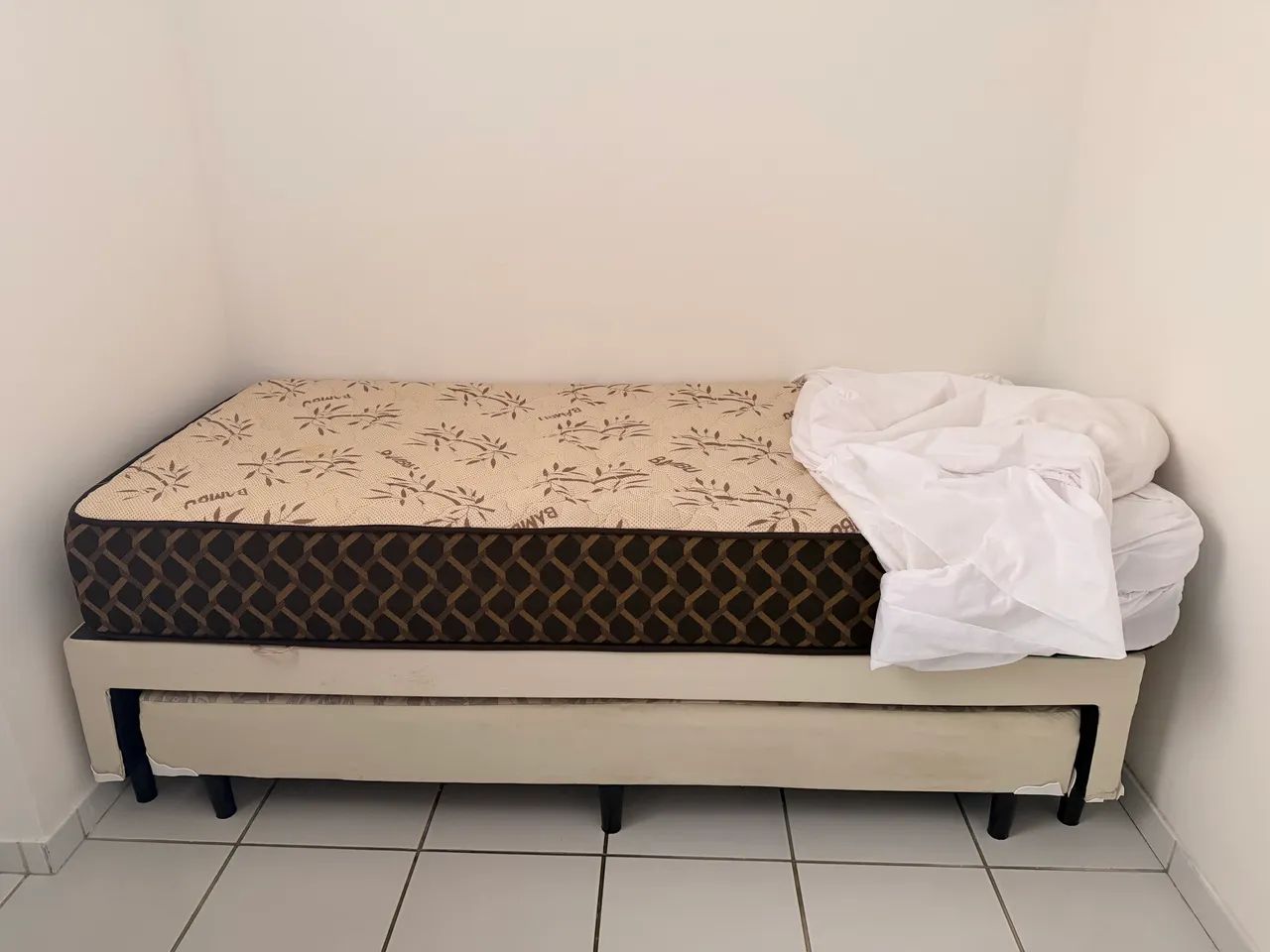 CAMA SOLTEIRO + BASE AUXILIAR  - Foto 2