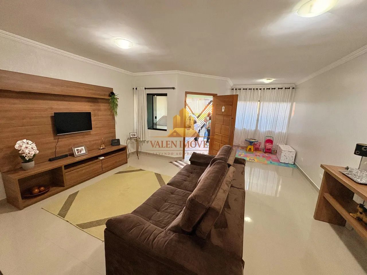 Casa com 3 dormitorios sendo um suite no parque dos sinos - Foto 2