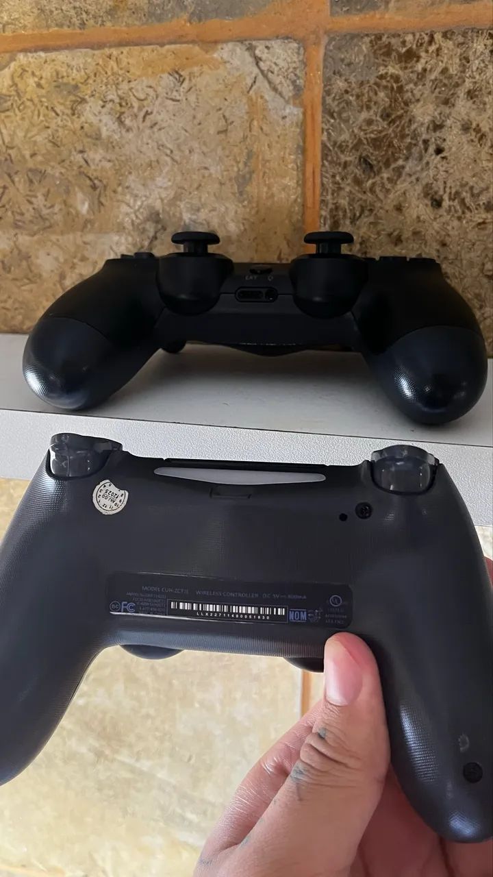 2 Controles de PS4 novos - Foto 3