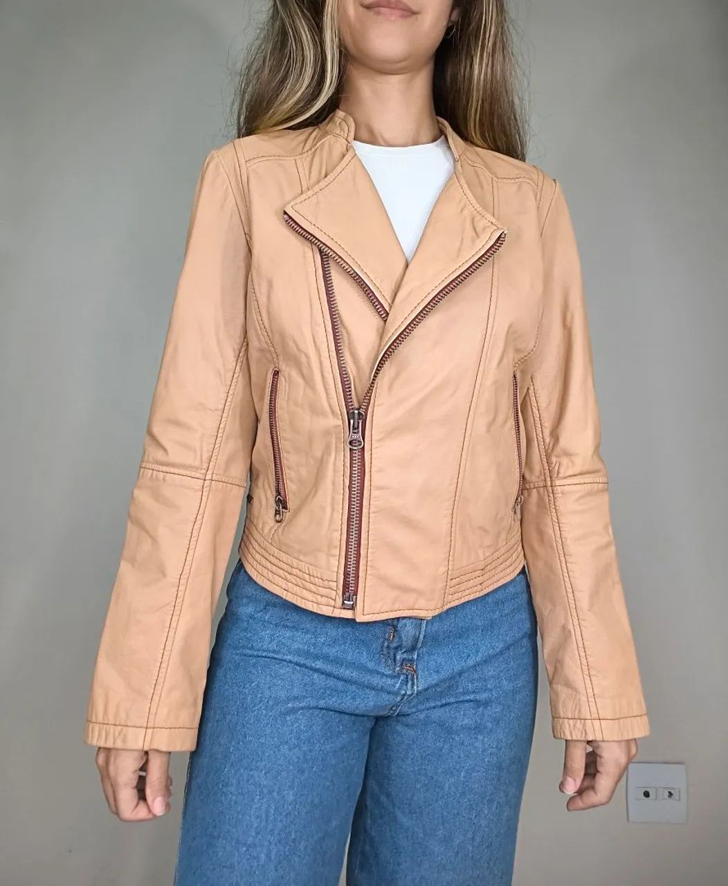 Jaqueta biker Levis de couro legítimo Tam 34 - Foto 4