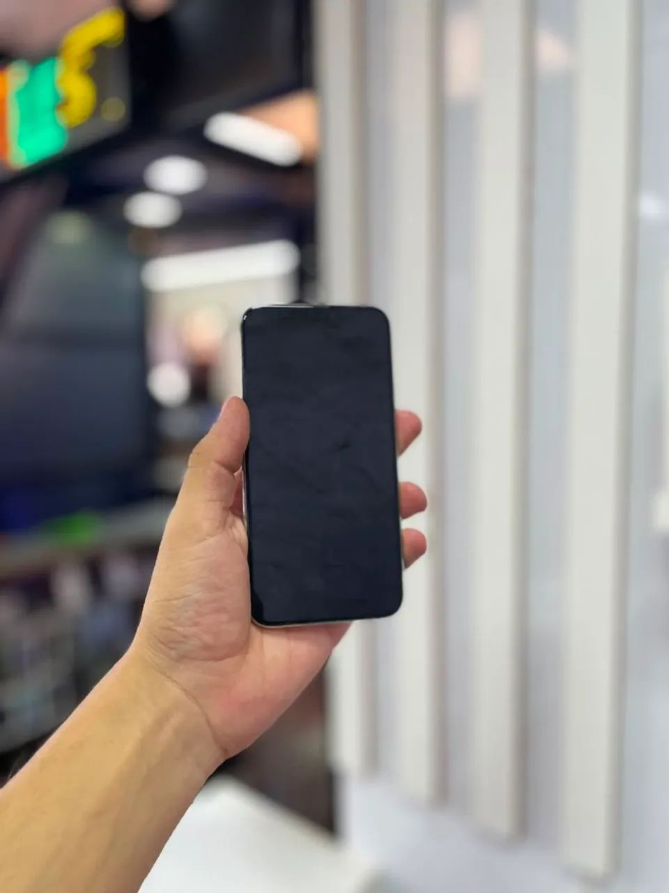 iPhone 11 Pro - 64GB <br>?1.499,00 - Foto 3