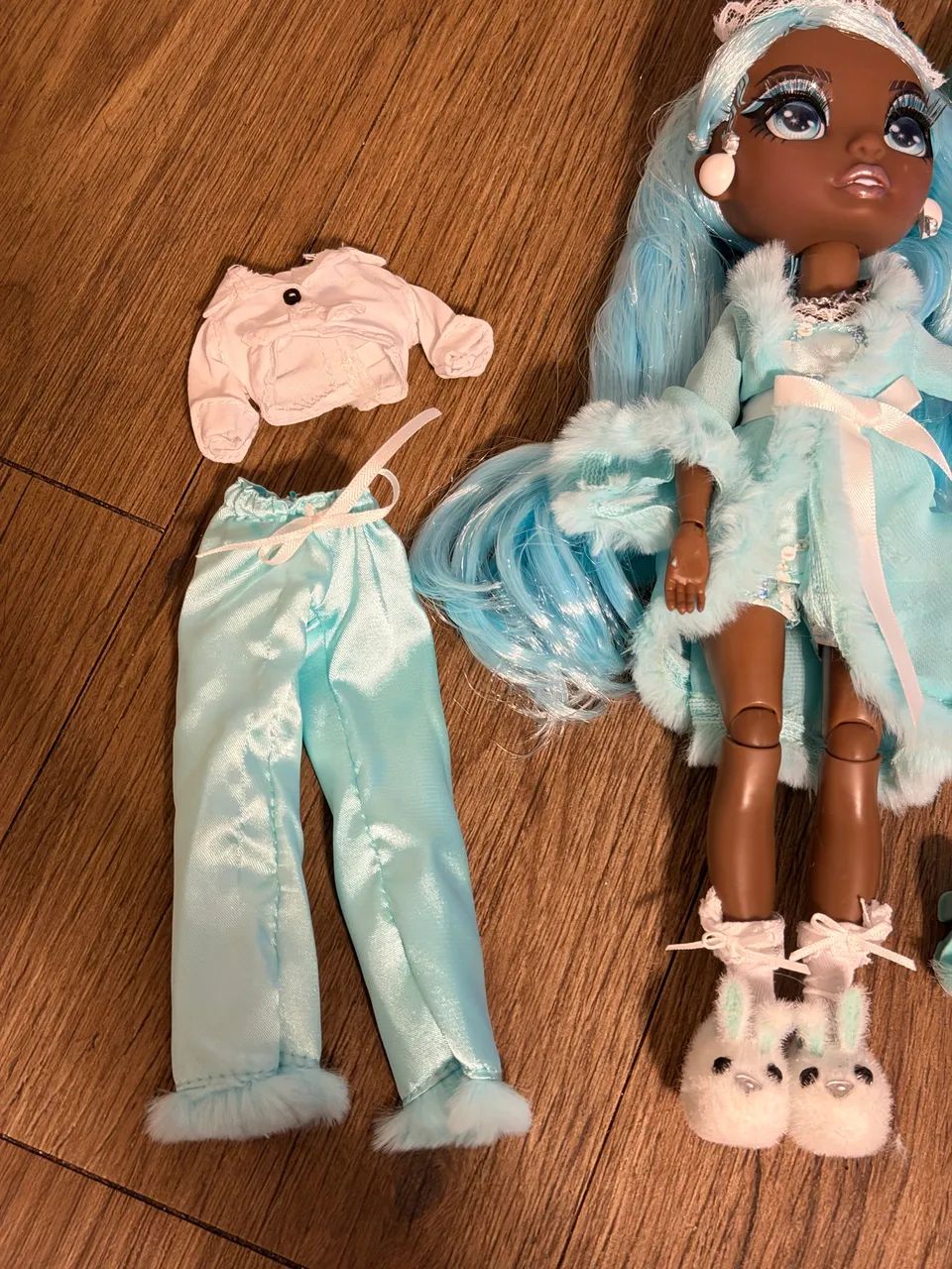 RAINBOW HIGH SLUMBER PARTY ROBIN STERLING - Foto 4
