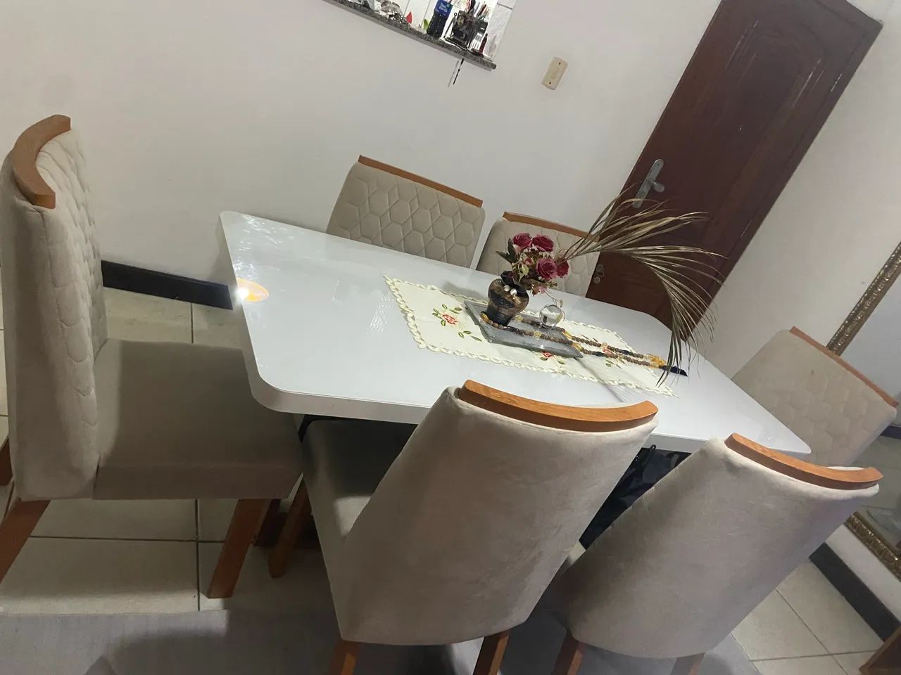Mesa 6 cadeiras 