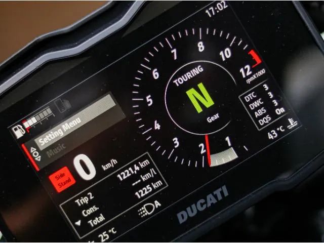 DUCATI DIAVEL V4 - Foto 4