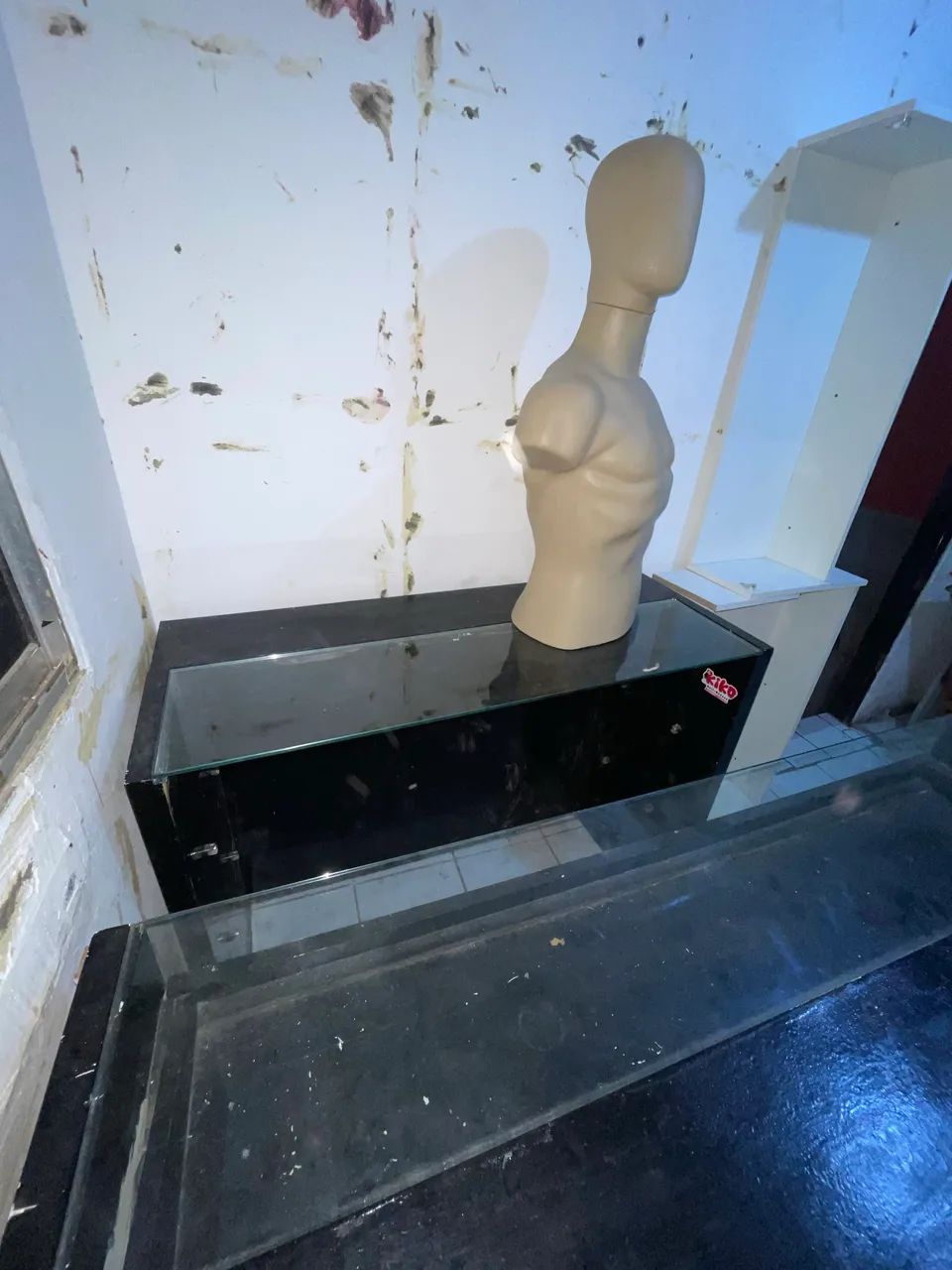 Balcão com araras super conservado - Foto 4