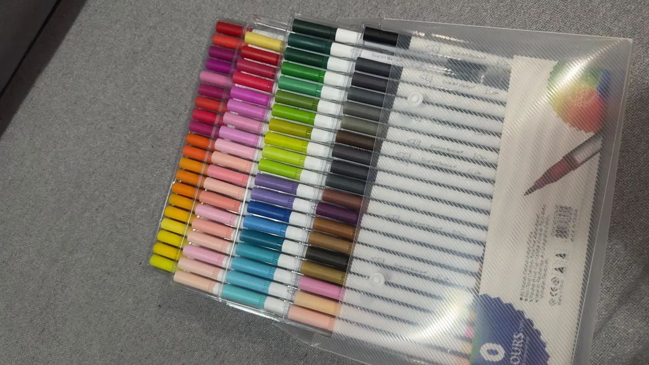 kit com 80 canetas ponta dupla Brush  - Foto 5