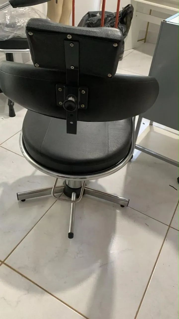 Cadeira de cabeleireira  - Foto 2