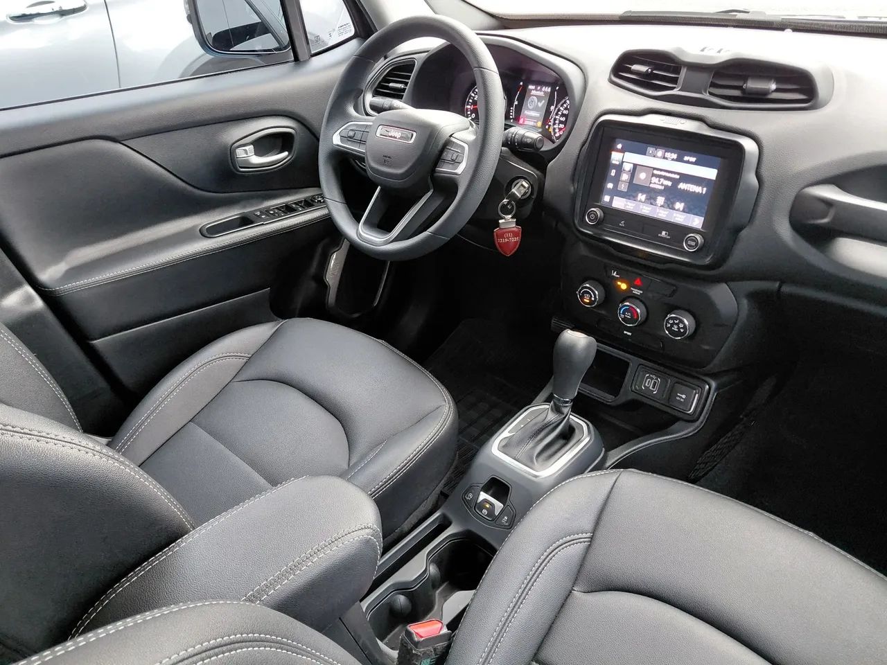 Jeep Renegade T270 1.3 TB 4x2 Flex Aut., foto 18 de 20