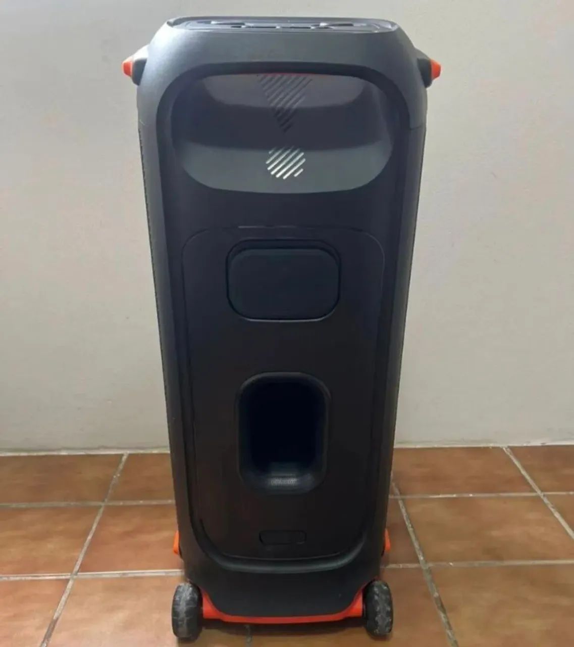 PARTYBOX 710 + PAR DE MICROFONES JBL - Foto 4