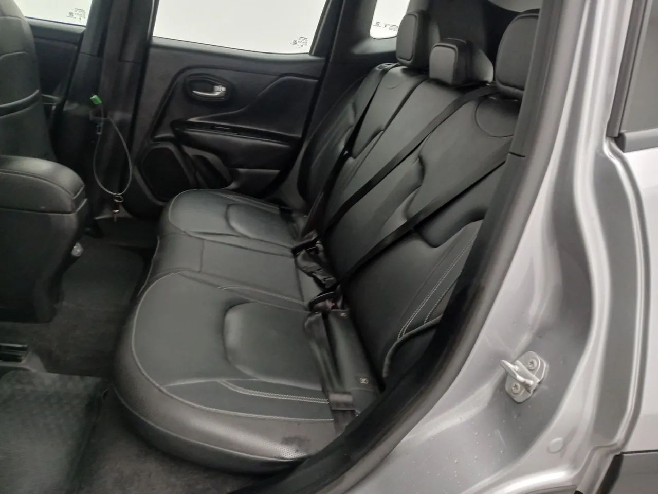 Jeep Renegade Long. T270 1.3 TB 4x2 Flex Aut., foto 17 de 18