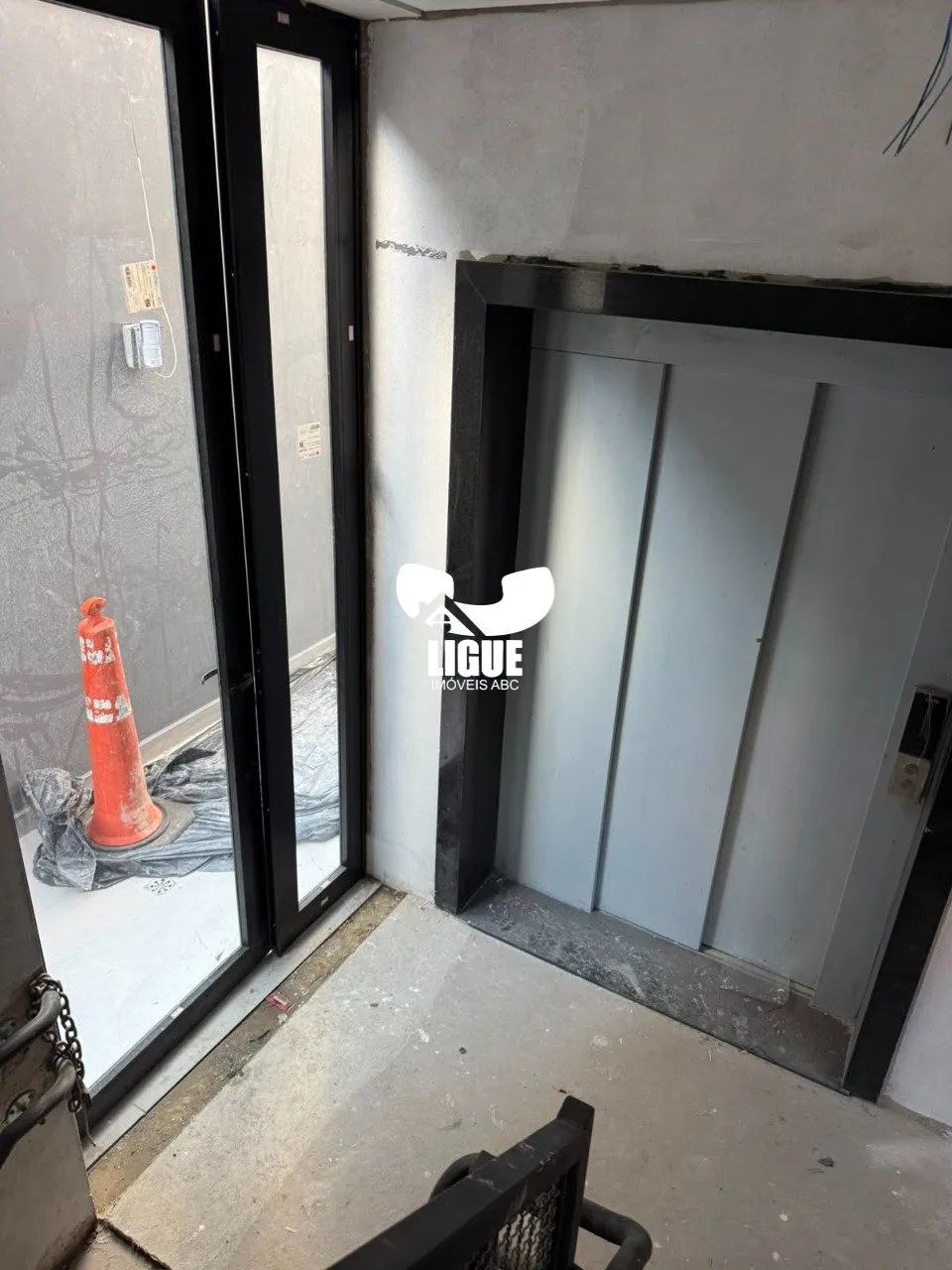 Predio Monosuario no coração da Vila Assunção - Foto 4