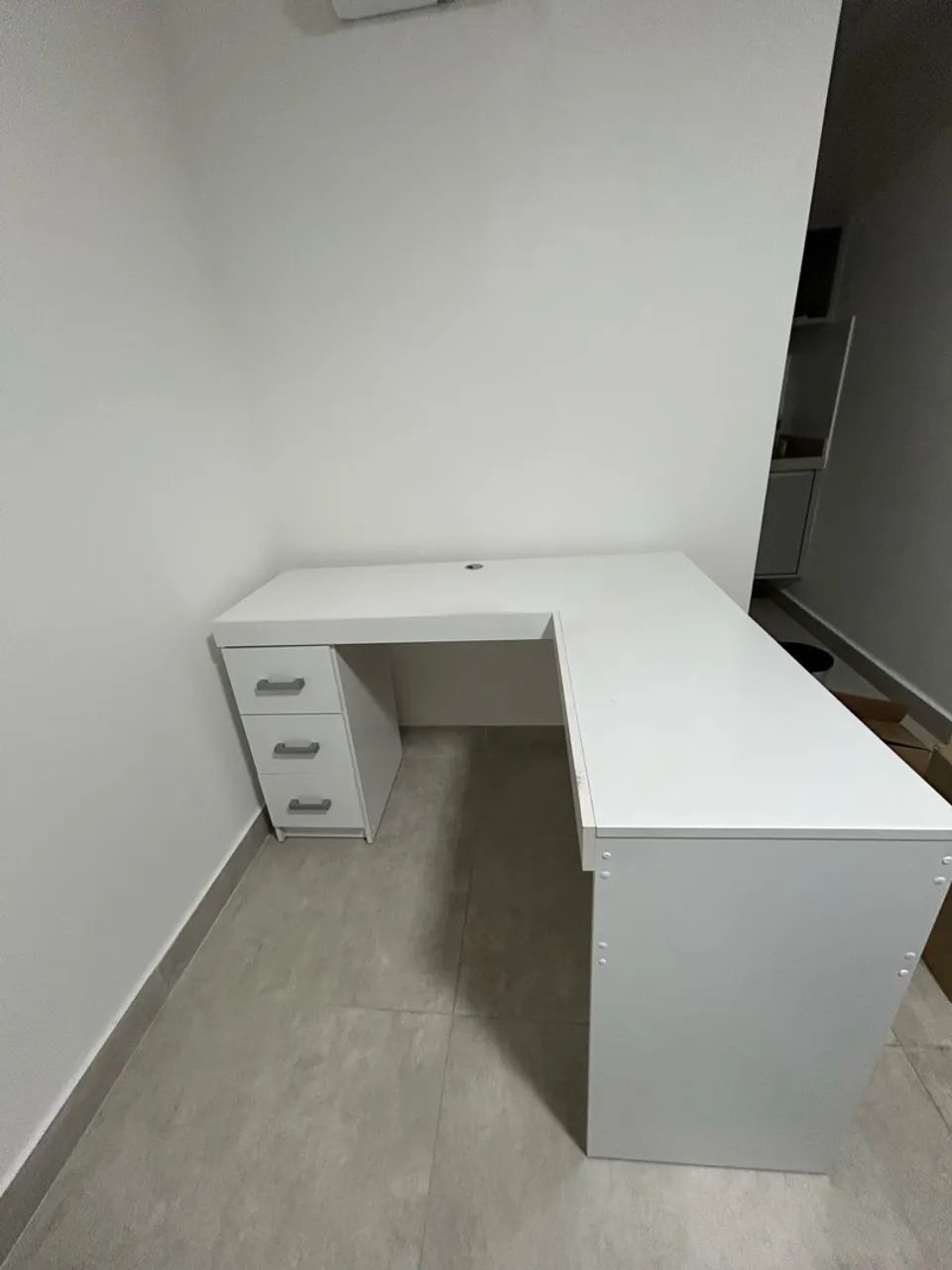 Mesa de estudo/ trabalho - Foto 3