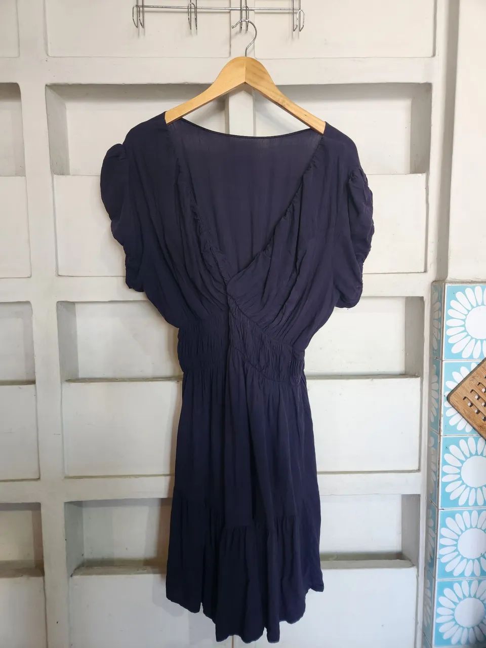 Vestido Plus Size Decotado Azul Marinho