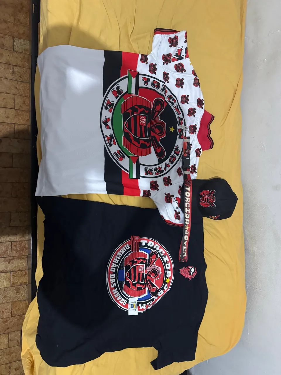 Artigos de torcida organizada 