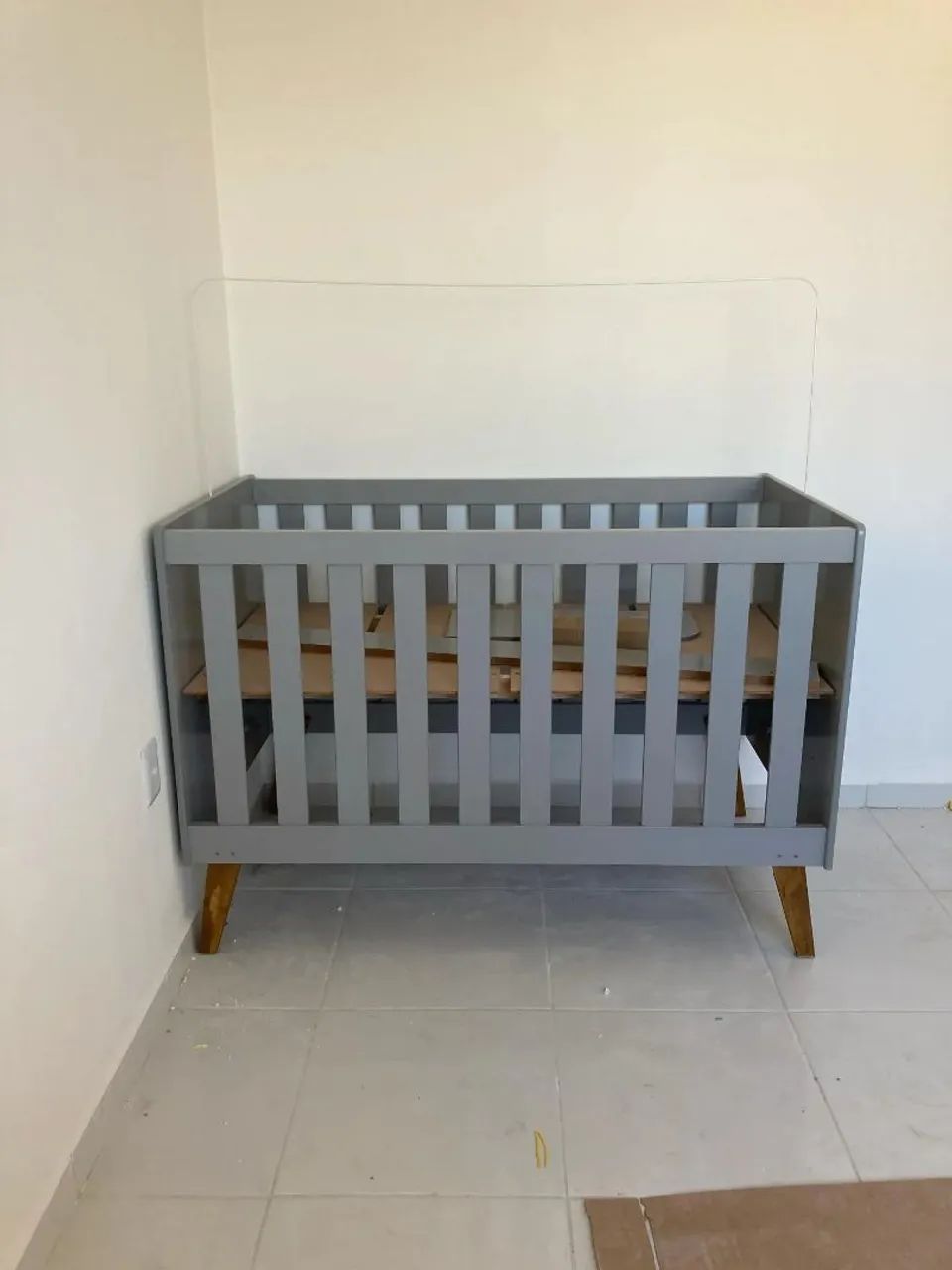 Berço desmontado 