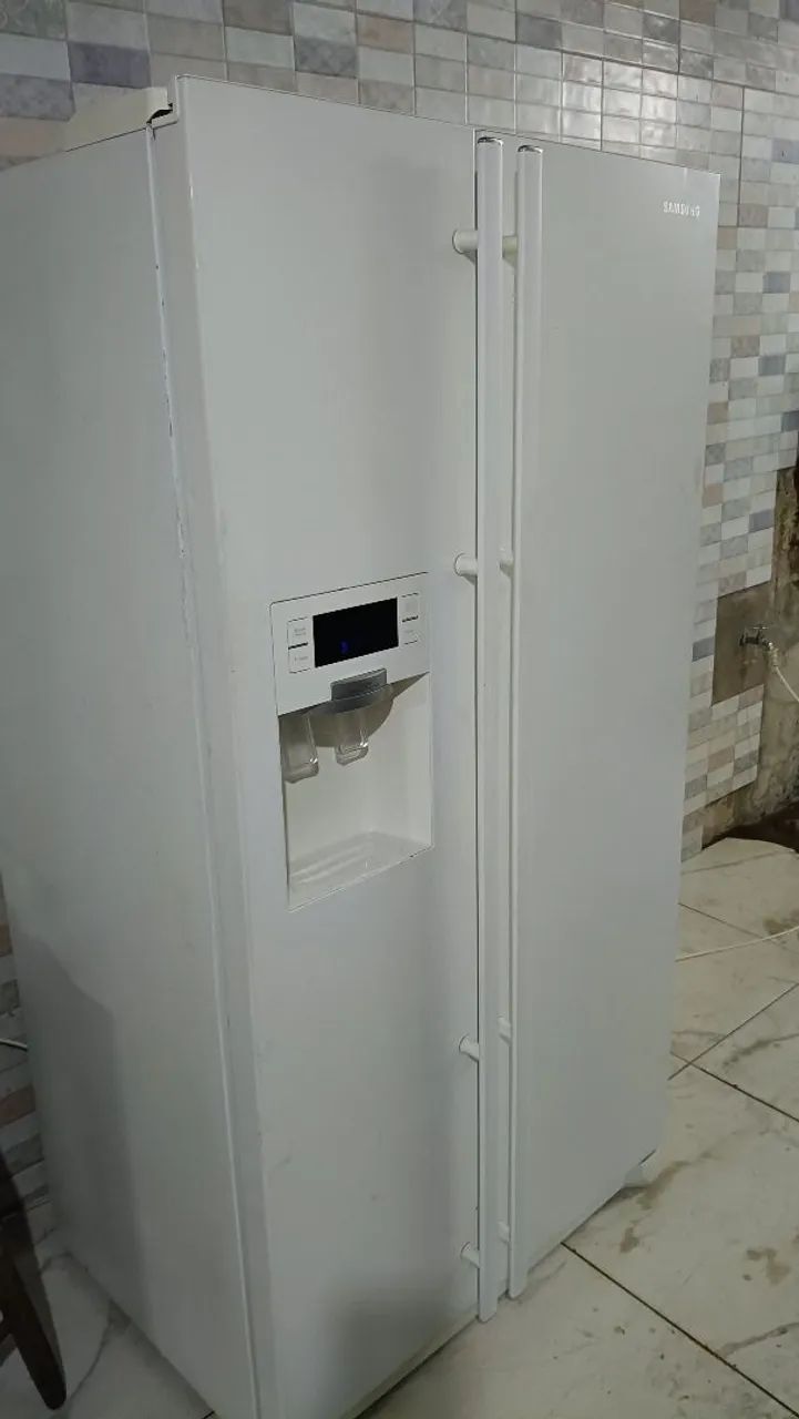Geladeira side by side Samsung  - Foto 2