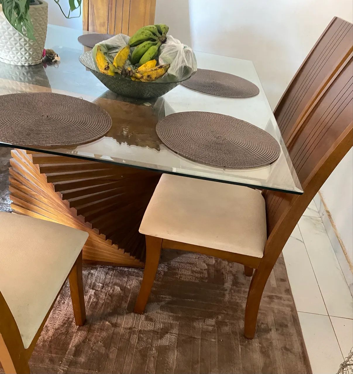 Mesa De Vidro Com 6 Cadeiras  - Foto 2