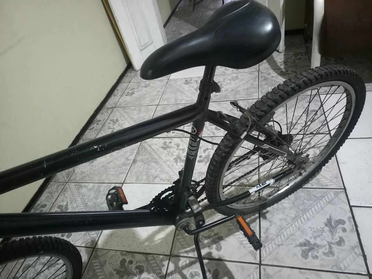 Bicicleta preta aro 16 - Foto 5
