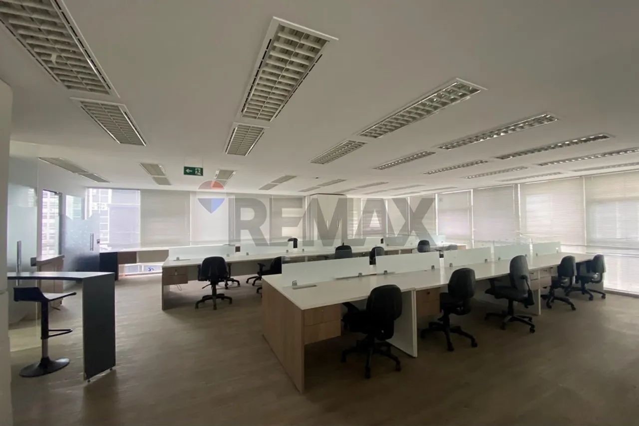 660 m² Mobiliados na Avenida Paulista | 10 Vagas | Edifício Olivetti