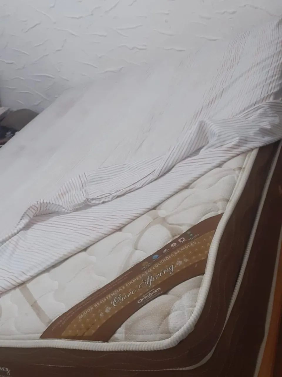 Cama Queem Ortobom + 8 Palletes de madeira  - Foto 2