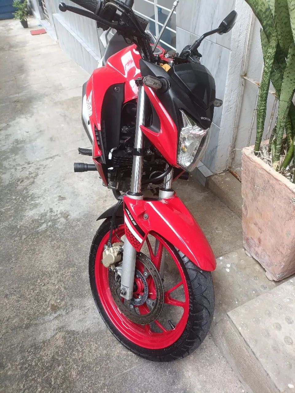 Cb Twister F com ABS  - Foto 3