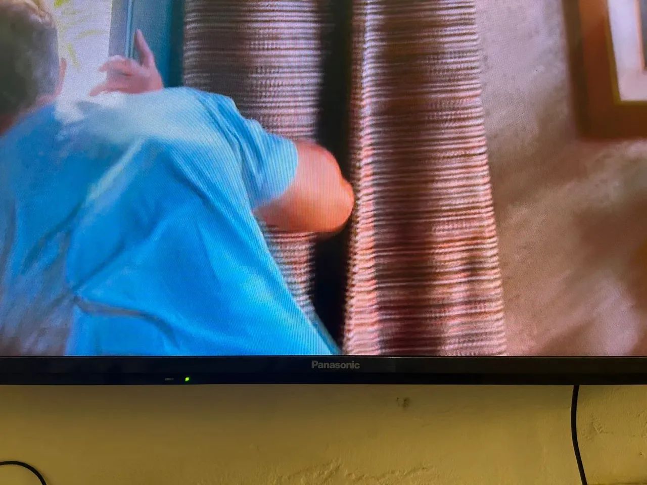 Smart tv Panasonic 40 polegadas  - Foto 3