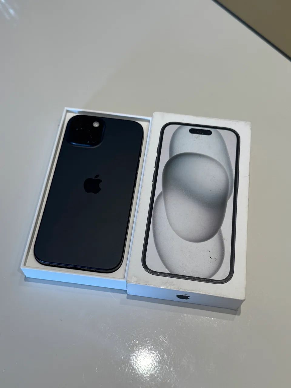 iPhone 15 128GB | Bateria 90%