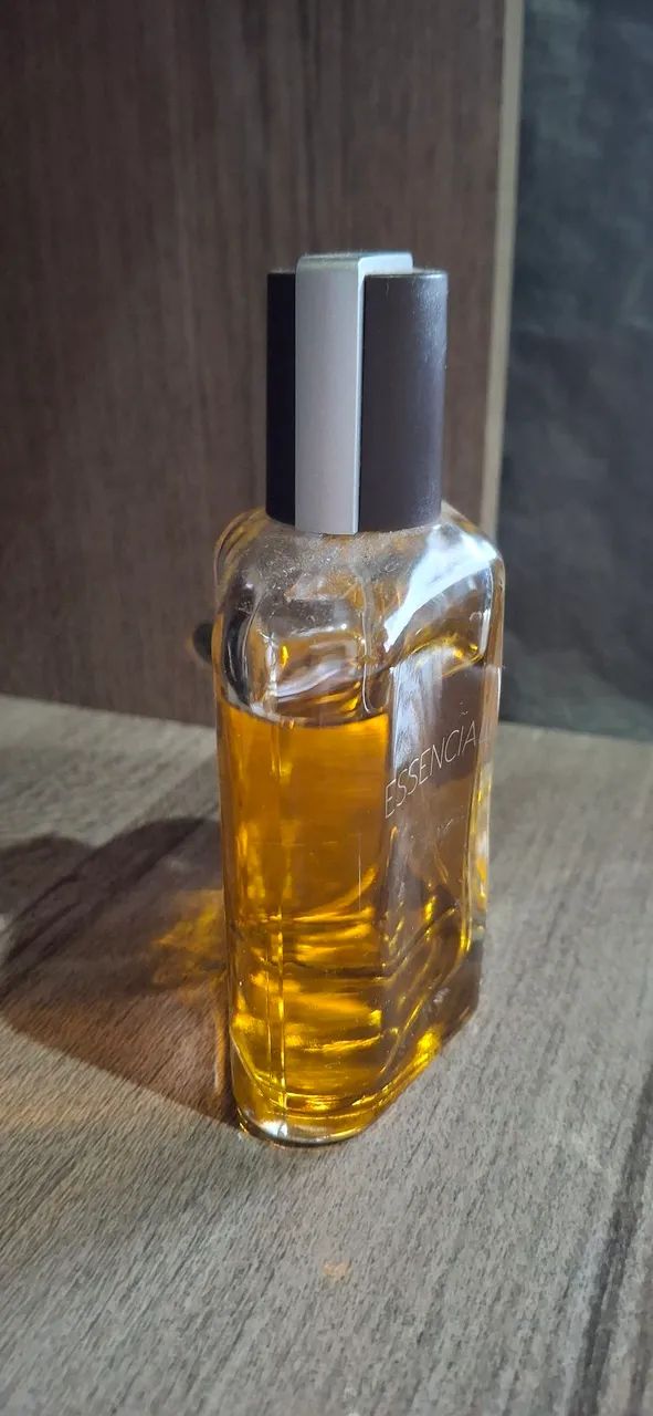 perfume essencial masculino tradicional