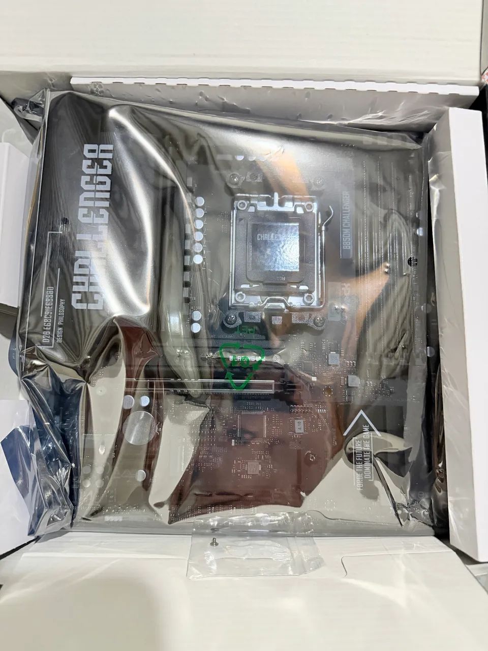 Kit placa Mãe B850m asrock challenger + processador ryzen 9 7900x3d - Foto 3