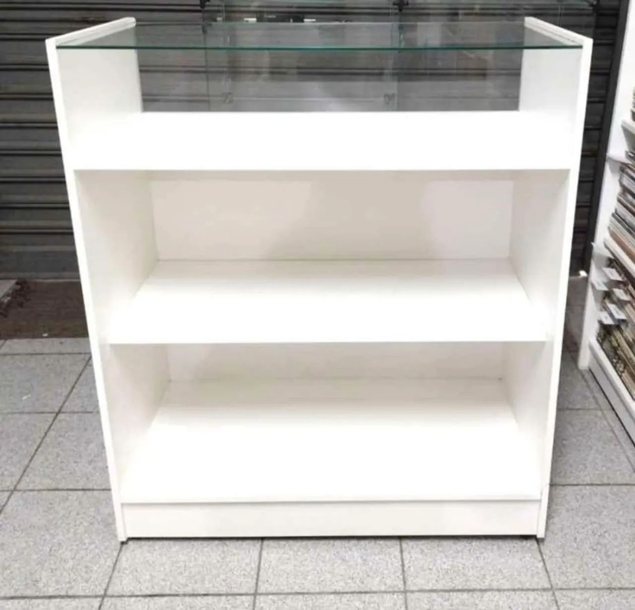 Balcão MDF com Vidro, Branco (novíssimo, ótima qualidade) - Foto 2