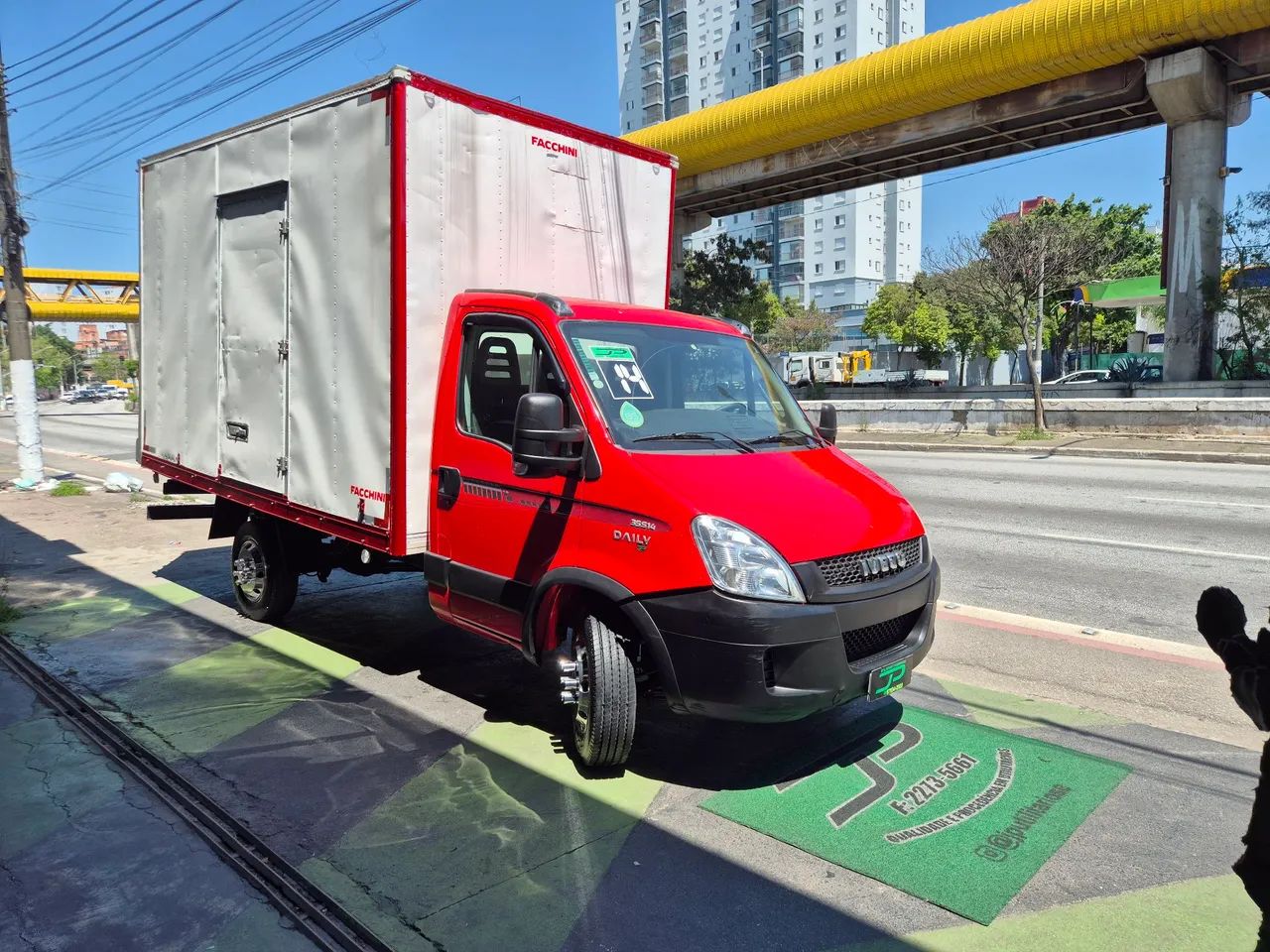 Iveco Daily Chassi 35s14 2P (e5) 2014 - Foto 2