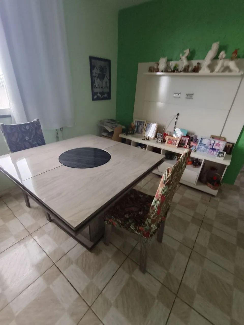 Mesa Duas cadeiras 
