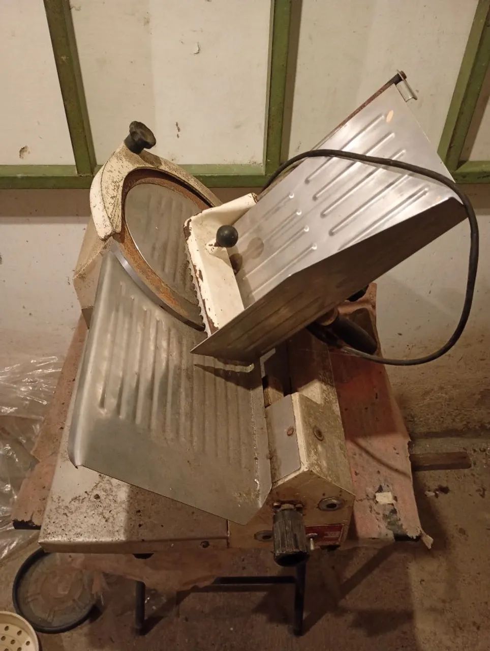 Cortadora de frios eletrica