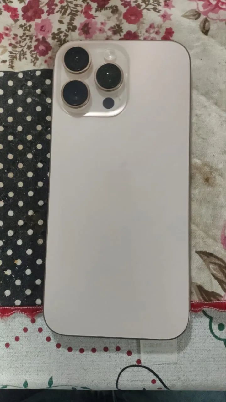 iPhone 16 Pro Max 