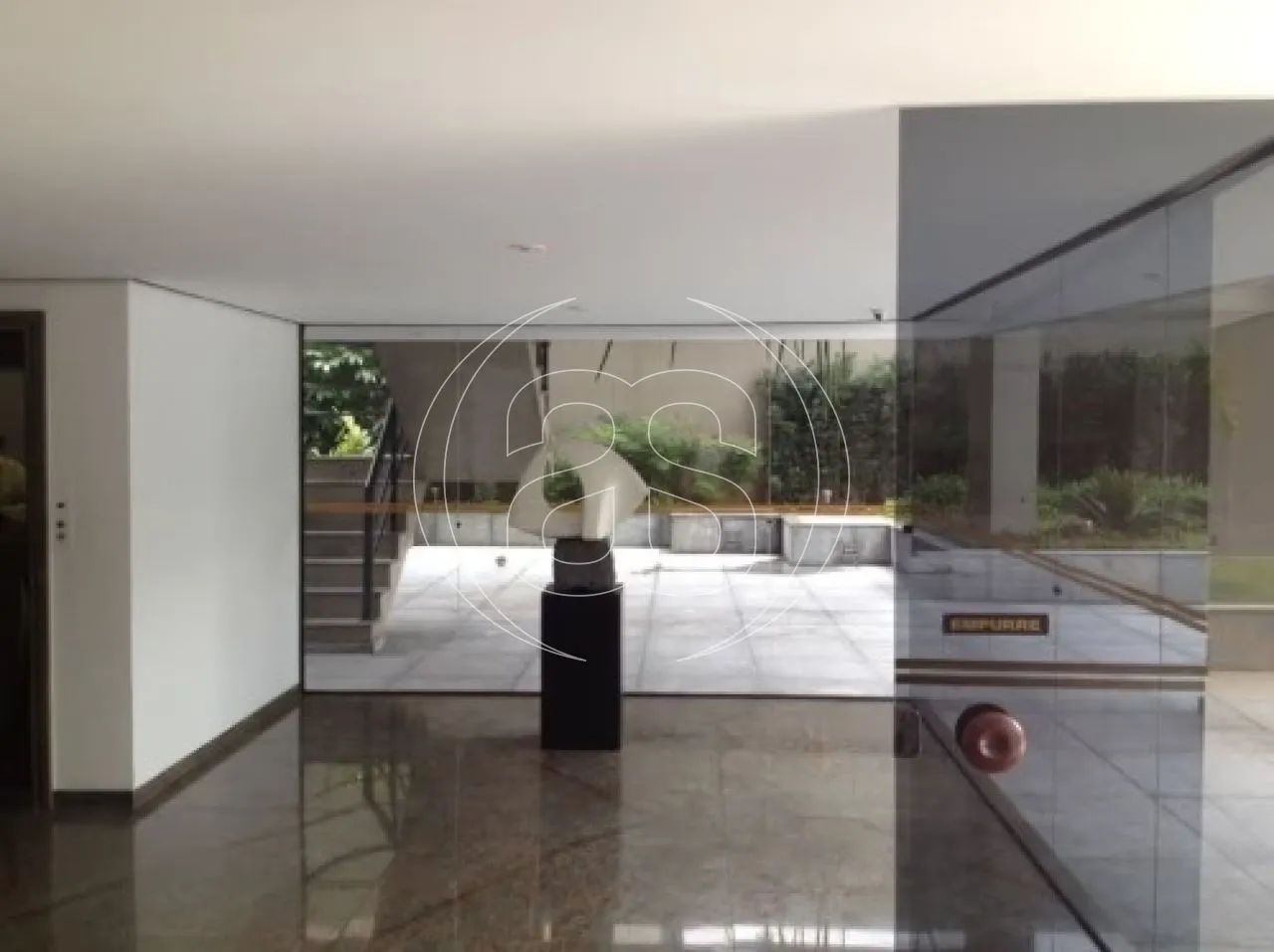 APARTAMENTO DUPLEX COM VISTA PARA O VERDE! VENDE! - Foto 4