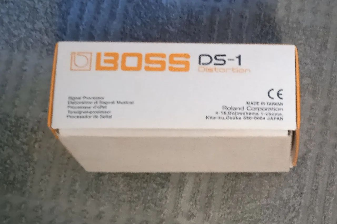 Pedal de guitarra distortion 1 BOSS  - Foto 2