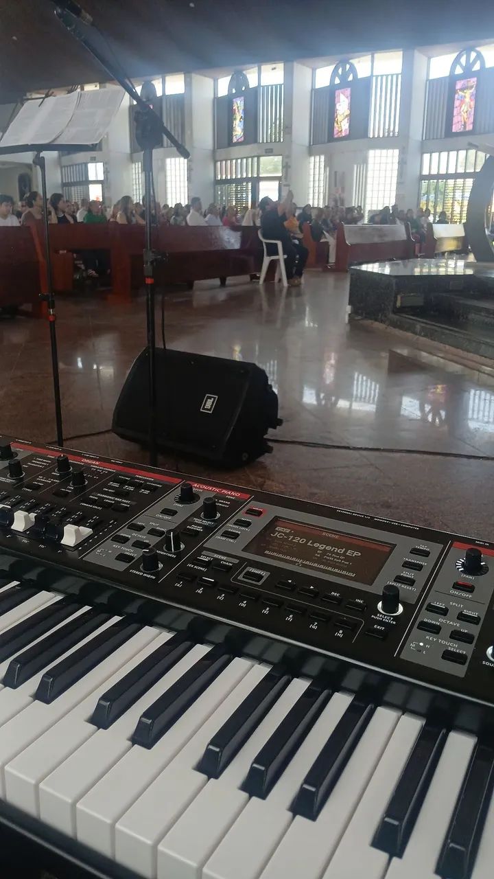 Teclado Roland V-Stage 76 - Foto 2