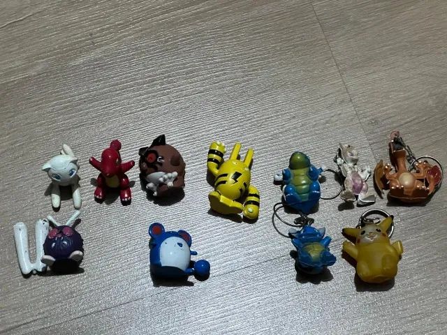 Miniaturas Pokemon Anos 2000 - Foto 3