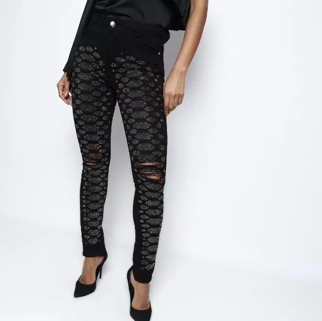 Calça Skinny Destroyed com termocolantes - Charry